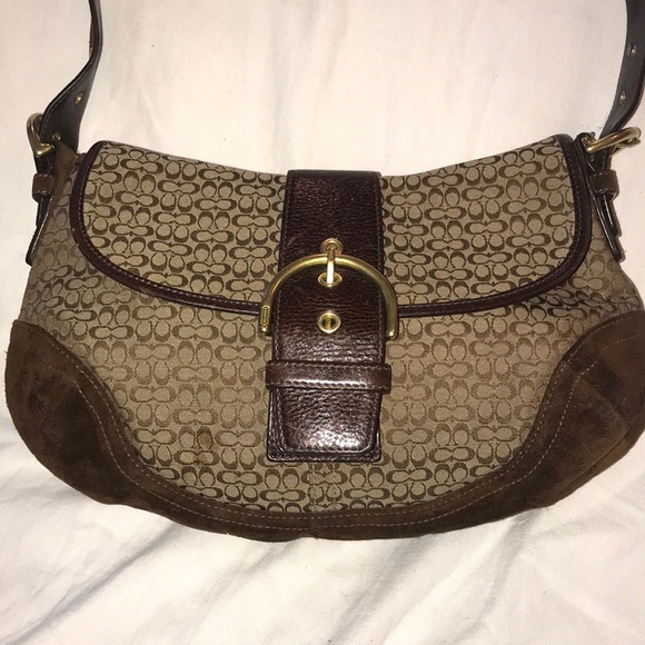 Coach Handbags - Coach Soho Hobo CC Purse 6808